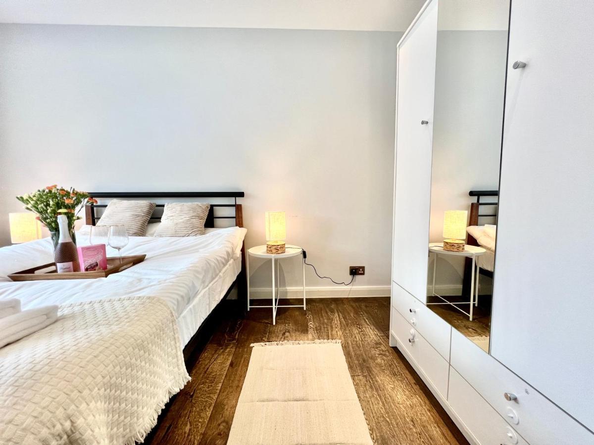 Happy And Cosy Stay London Exterior photo